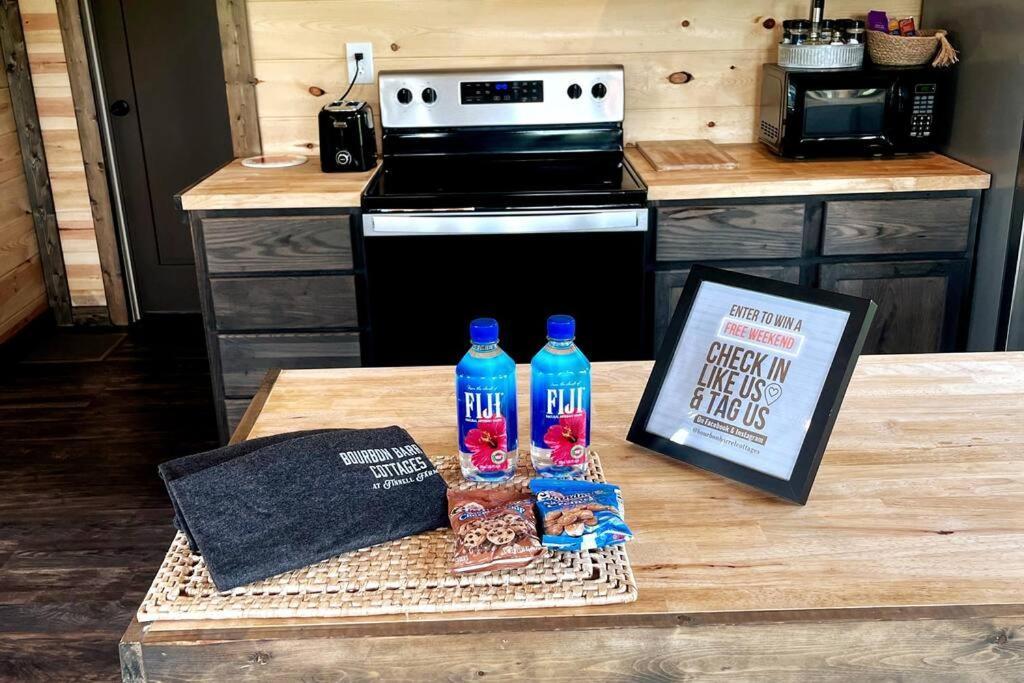 #4 Kentucky Bourbon Trail Bourbon Barrel Cottages Lawrenceburg Esterno foto
